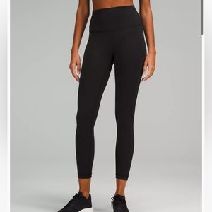 Lululemon Wunder Train - size 6 - EUC - perfect training leggings!